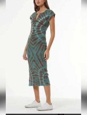Young Fabulous & Broke green & Brown Tie-Dye Midi Dress. Size M new with tags